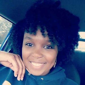 Meet your Posher, Danielle